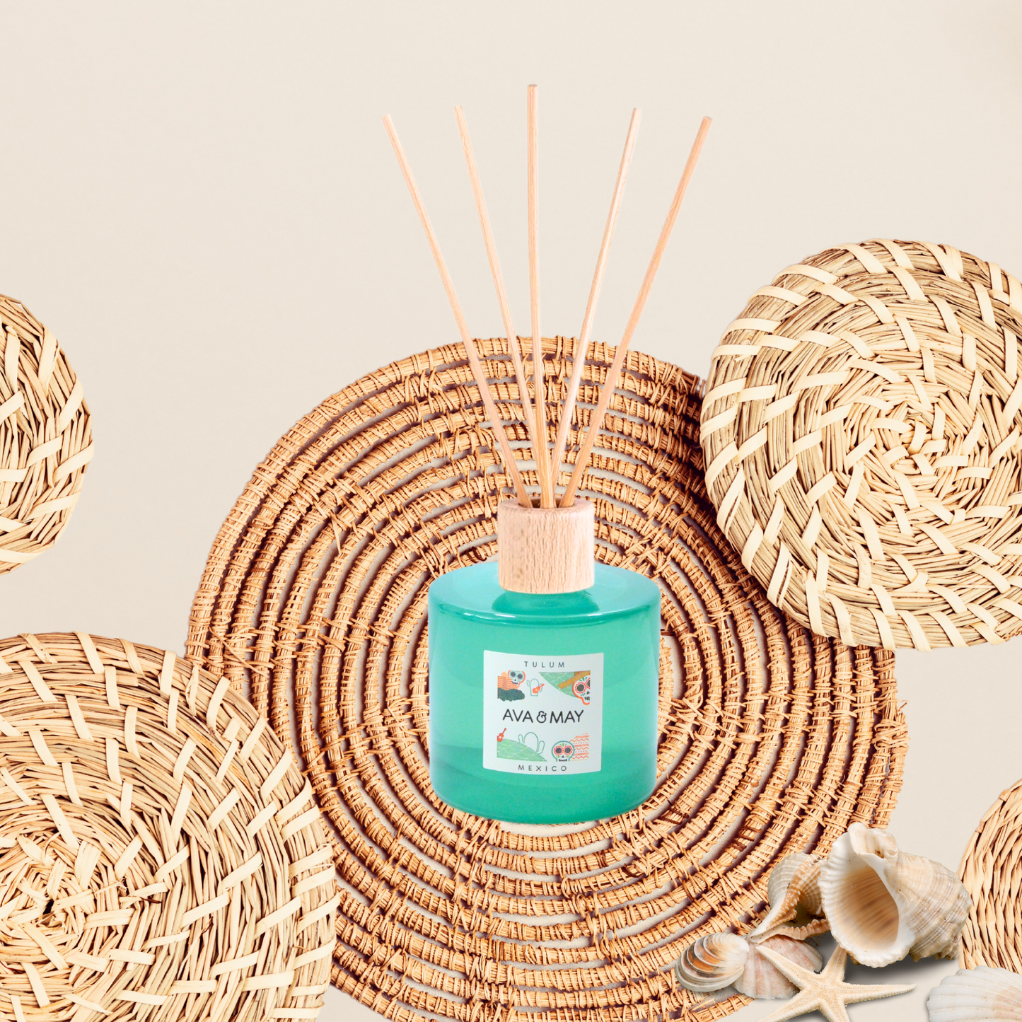 Parfum de cameră cu bețe AVA & MAY Tulum – Arome de Ambră, Iasomie și Patchouli – 200ml - Zaha Boutique